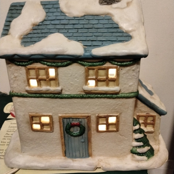 Vintage 1992 Noma Kringle Town Collectibles "Santa's Post Office" Christmas Deco - Picture 8 of 10